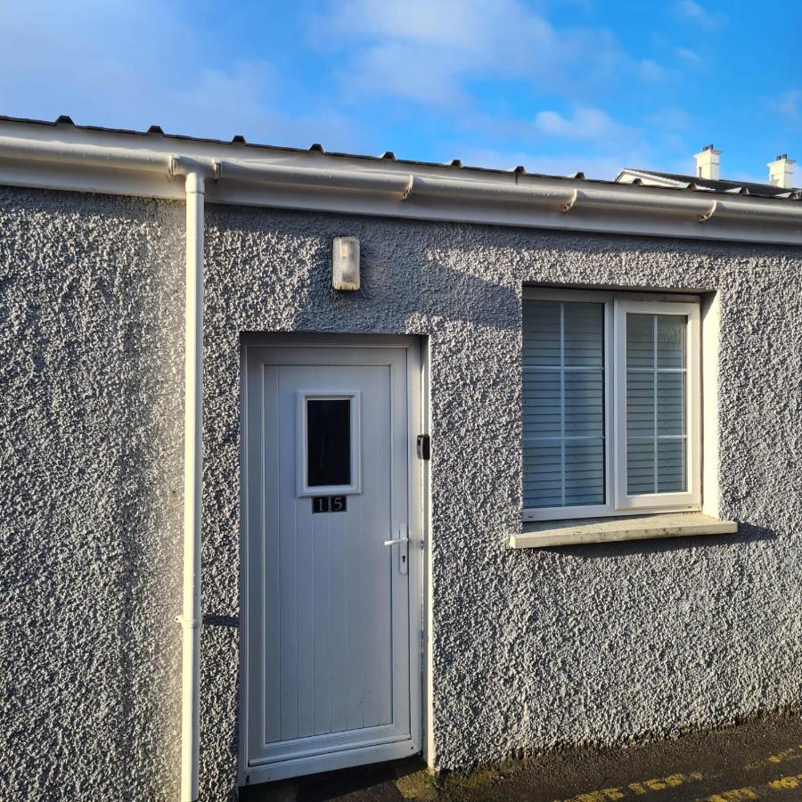 2 Bed Flat Right In Centre Of Portrush Town Apartment ภายนอก รูปภาพ