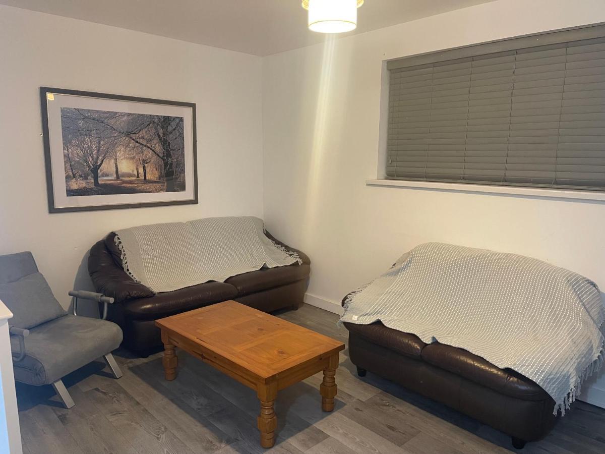 2 Bed Flat Right In Centre Of Portrush Town Apartment ภายนอก รูปภาพ